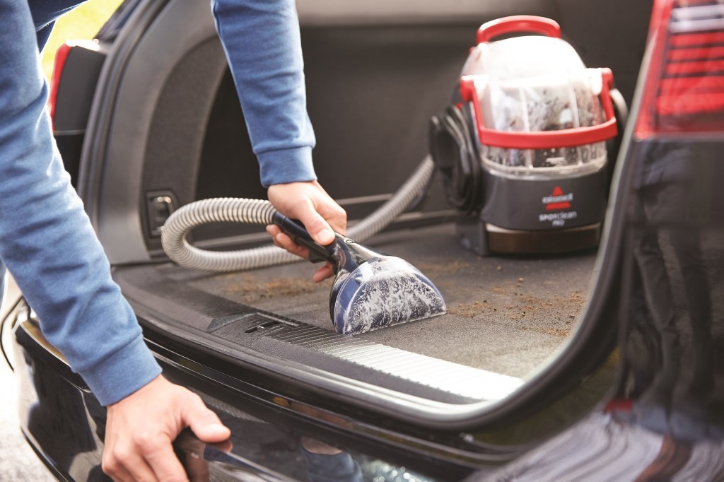 Bissell SpotClean Pro a jeho využití při čištění interiéru auta